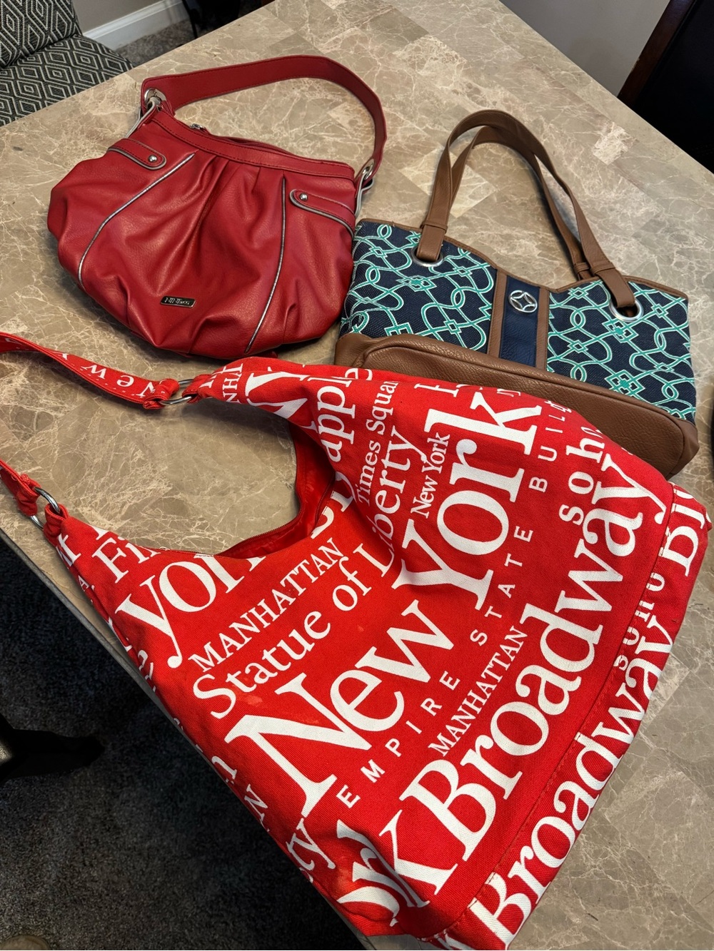 3 shoulder bags